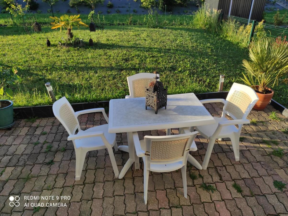 Apartmán Chez Driss Crévin Exteriér fotografie